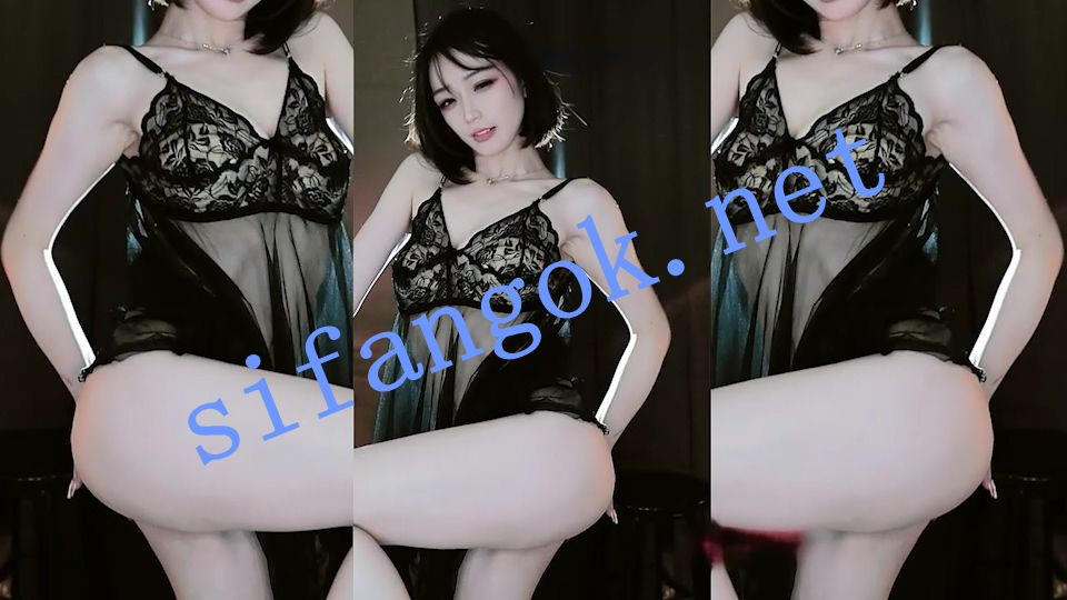 ✅虎牙 刘钞钞-9 真空凸点 脱丁字裤 抖胸抖臀 半裸裸舞 4V 24