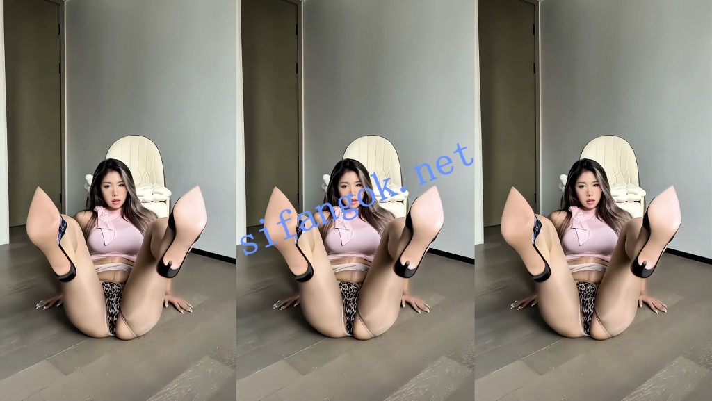 【抖音】黑皮椰 百万粉丝现役主播 情趣定制7V 第二弹【7V】【923M】 18