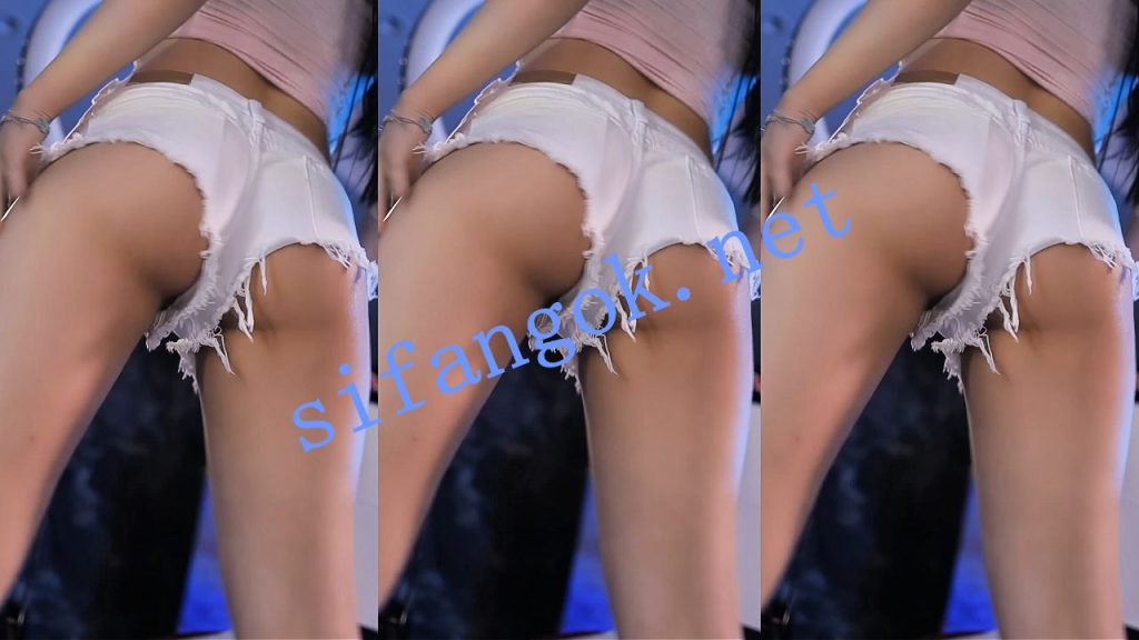 【斗鱼】谁的小棉袄呢 新年大礼包 超火高定最猛系列12V【12V】【1.65G】 18