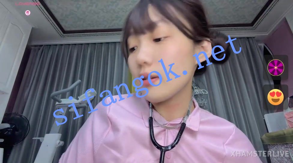 ❤❤❤ST顶级新人~【Yaya728】扩音器，吸逼器，大黑牛虐阴 2