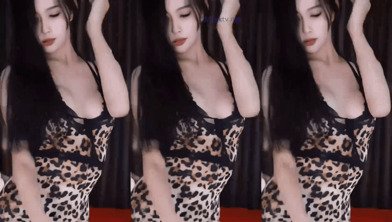 【无水版】虎牙 长腿兮兮!万元定制透视裸舞脸点同框（5V）首发【5V】【1.21G】 1