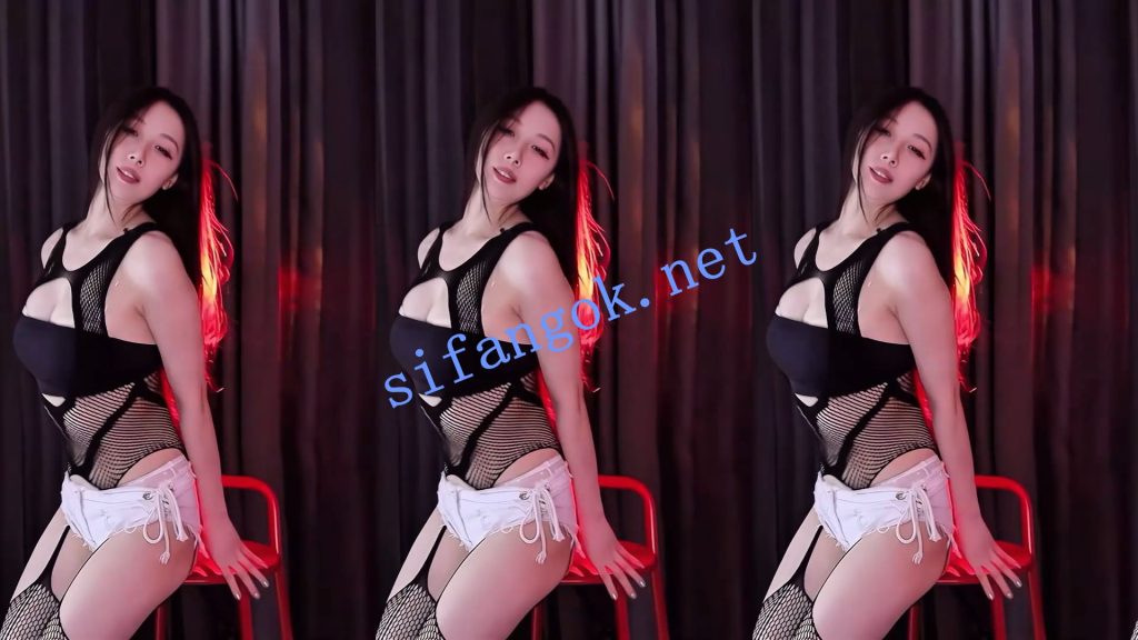 【网易CC】小野马 CC最后一月疯狂第二弹11V，内裤奶罩随便漏【11V】【1.12G】 9