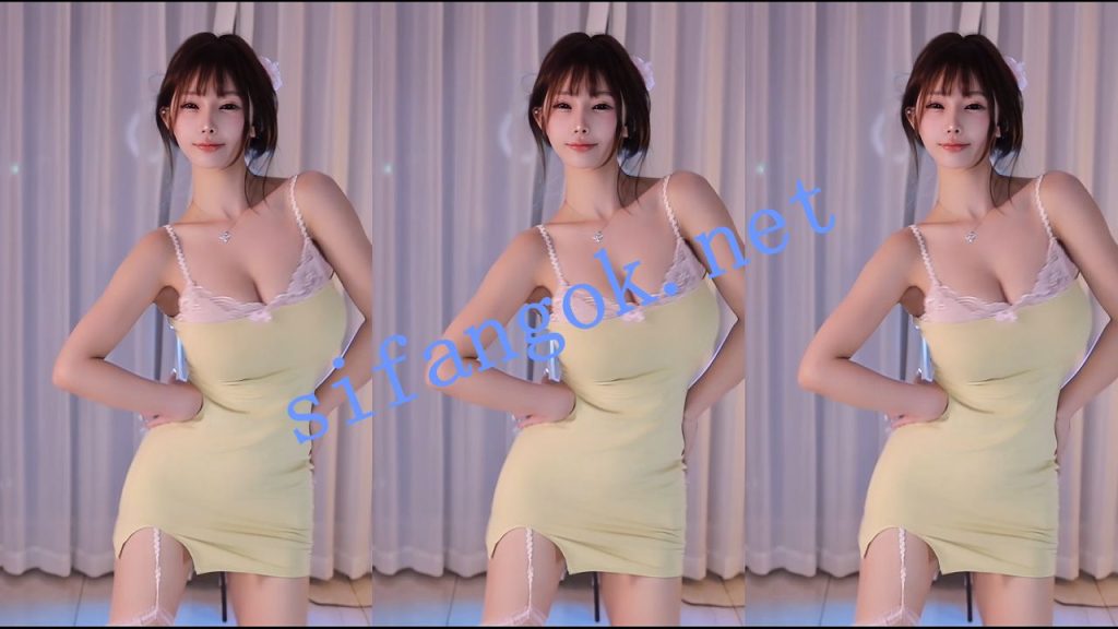 【斗鱼】谁的小棉袄呢 新年大礼包 超火高定最猛系列12V【12V】【1.65G】 36