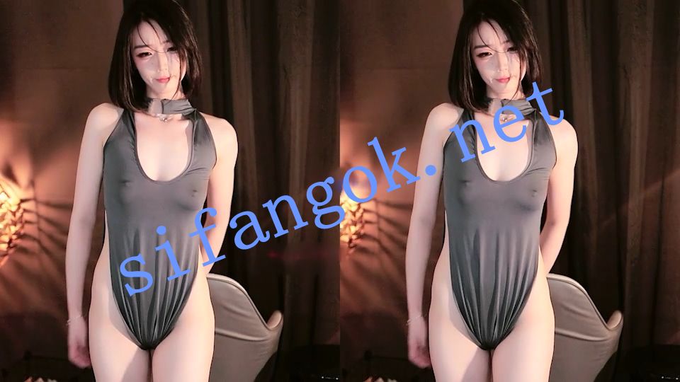 ✅虎牙 刘钞钞-9 真空凸点 脱丁字裤 抖胸抖臀 半裸裸舞 4V 15