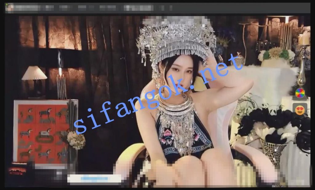 【ST】❤️顶级美女Aurora_-77 200币苗族服装阳具喷水 开票大秀【1V】【2.11G】 3