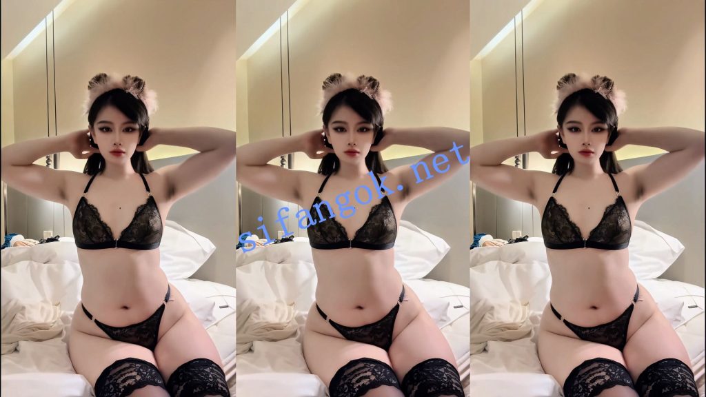 【抖音】申辣辣死了 90多万粉丝性感小少妇情趣内衣2V【2V】【562M】 4