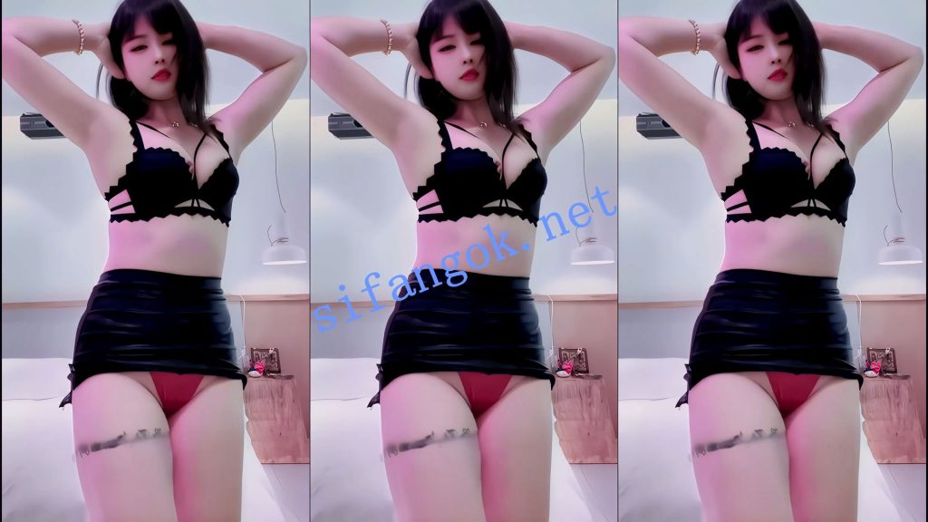 【快手】猫儿 40万粉丝主播 情趣骚内怼臀顶穴定制福利7V【7V】【0.99G】 25