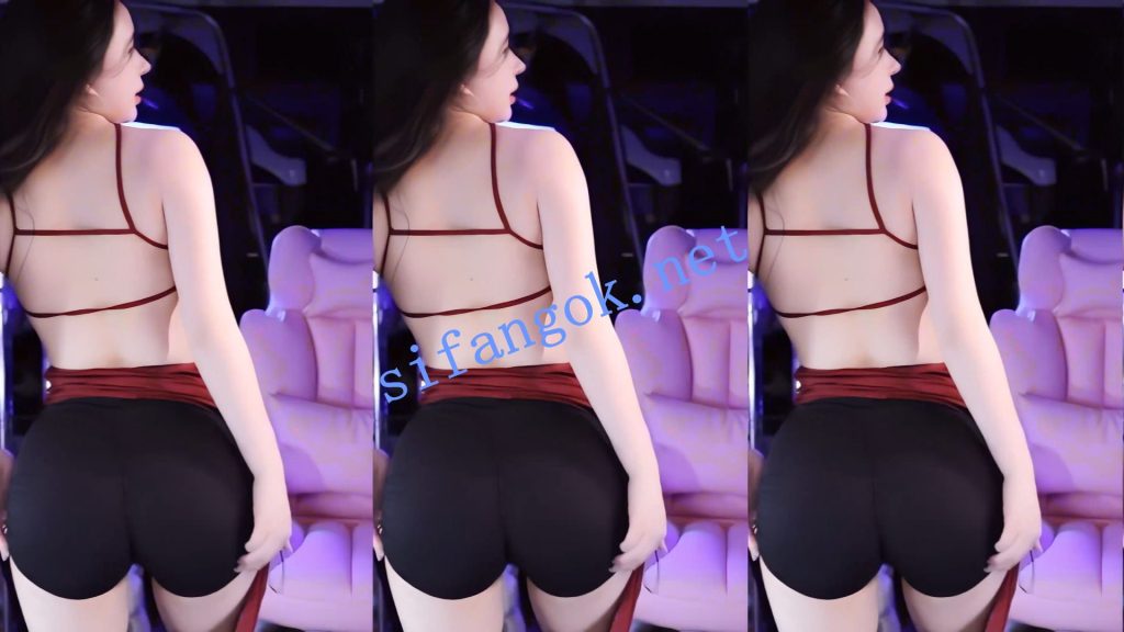 【虎牙】小酒窝翁馨 转会虎牙初夜直播，极限擦边狂怼肥臀【4V】【572M】 2