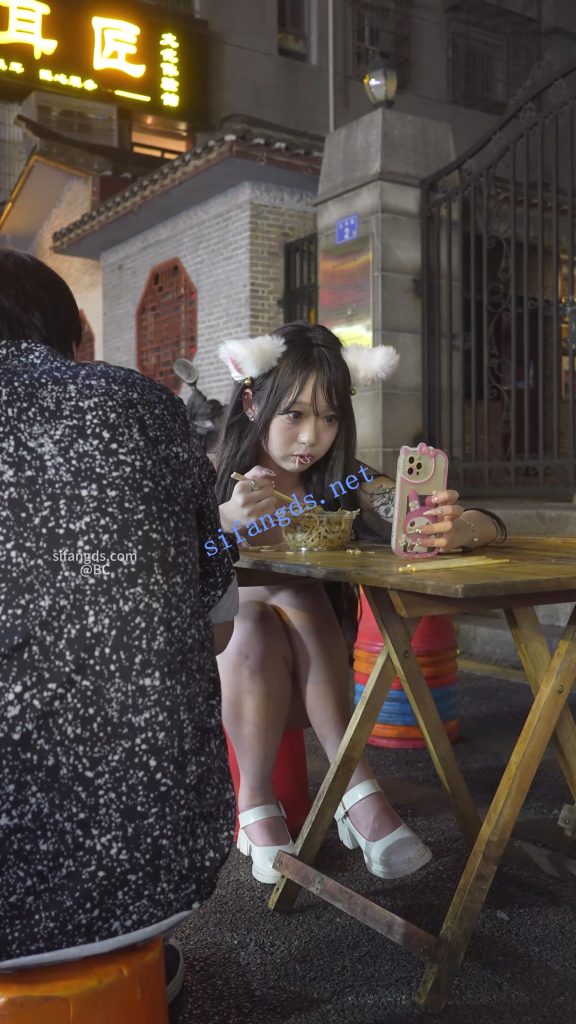 (BC-SSS-069)极品美女透明蕾丝内..大叔面前扣13..骚气溢出屏幕【1V】【1.19G】 8 (BC-SSS-069)极品美女透明蕾丝内..大叔面前扣13..骚气溢出屏幕【1V】【1.19G】 8