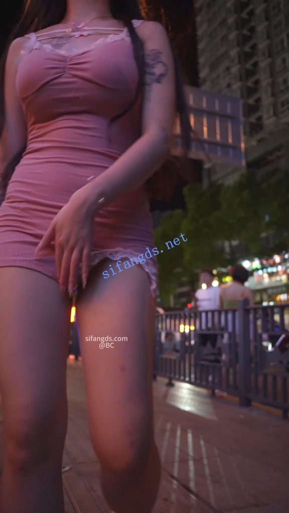 (BC-SSS-069)极品美女透明蕾丝内..大叔面前扣13..骚气溢出屏幕【1V】【1.19G】 22 (BC-SSS-069)极品美女透明蕾丝内..大叔面前扣13..骚气溢出屏幕【1V】【1.19G】 22