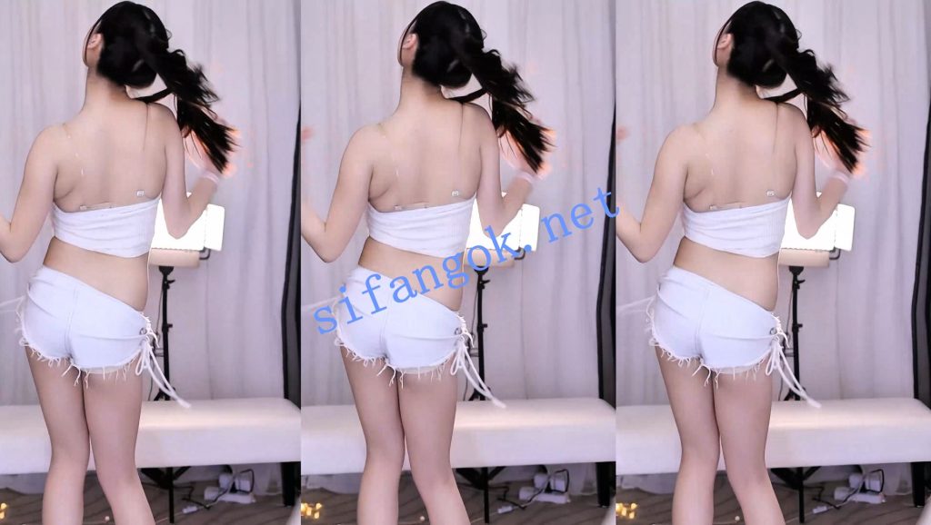 【虎牙】会宝 性感御姐擦边14V 奶大臀圆勒出丰满阴阜【14V】【1.26G】 11