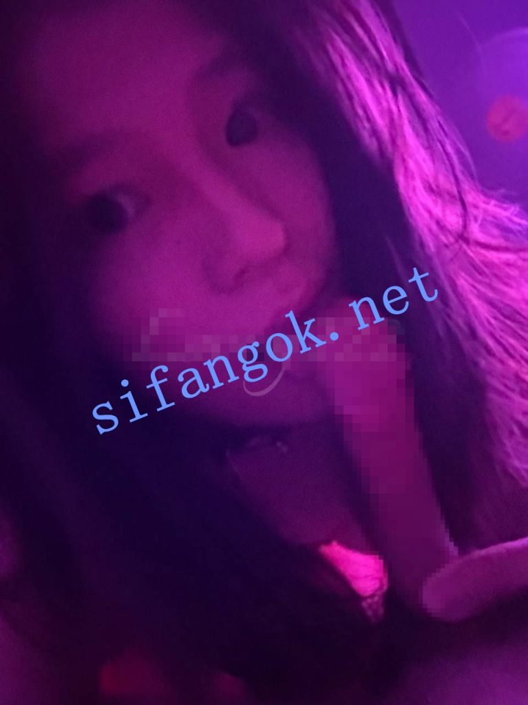 【重磅】极品反差女大【lovvy软糖】最新SVIP福利【125P6V】【565.72M】 7