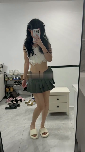 抖音 晕晕 付费定制极品嫩妹门槛私拍情趣露内足控福利【7V】【811M】 8