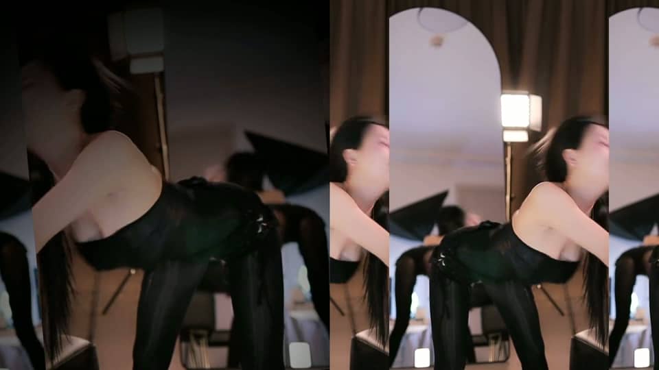 虎牙 朦胧轻丝 透视外衣漏奶罩 嘴叼丁字 双人模拟做爱调教 骚舞福利 17V【17V】【2.27G】 4