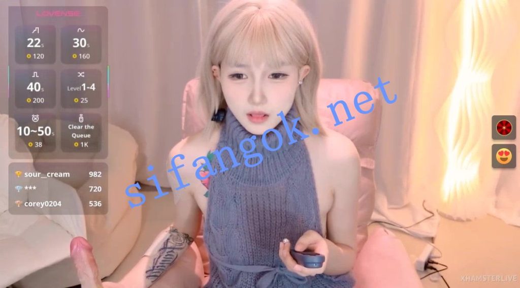 ❤❤❤ST极品新人~【YE_Zi】颜值杠杠的，好漂亮的一对奶子【4V】【1.94G】 25