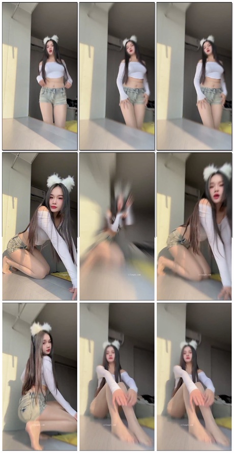 ❣️推荐❣️快手颜值嫩妹【小阿美】裸舞诱惑，大尺度掰逼展示，道具自慰高潮，相当会玩【15V】【451M】 11