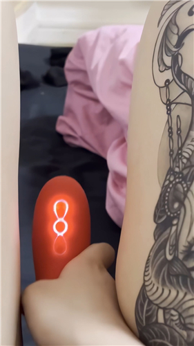 快手骚骚小妹 重庆美杜莎 自拍摸奶吃鸡啪啪福利【3V】【403M】 6