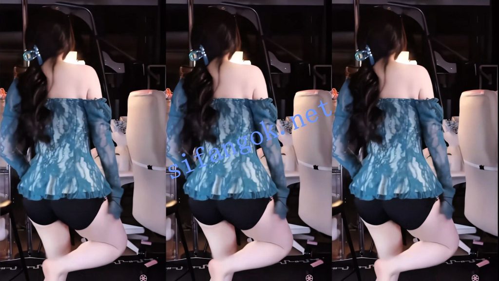 【虎牙】小酒窝翁馨 转会虎牙初夜直播，极限擦边狂怼肥臀【4V】【572M】 10