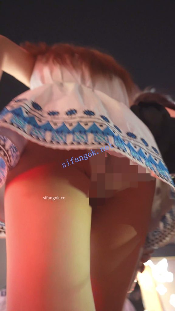 (BC-AA-647)超短白裙美女微透无痕内..低头盯着镜头险些被发…【1V】【214M】 5