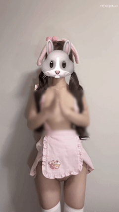 推特极品反差萌妹 小粉喵 真金定制裸舞 动感可爱宅舞 二弹【34V】【2.39G】 3