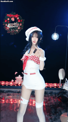 【抖音 AA】极品长腿萌妹 超短裙极限露内骚舞 很顶很诱惑【29V】【2.2G】 8