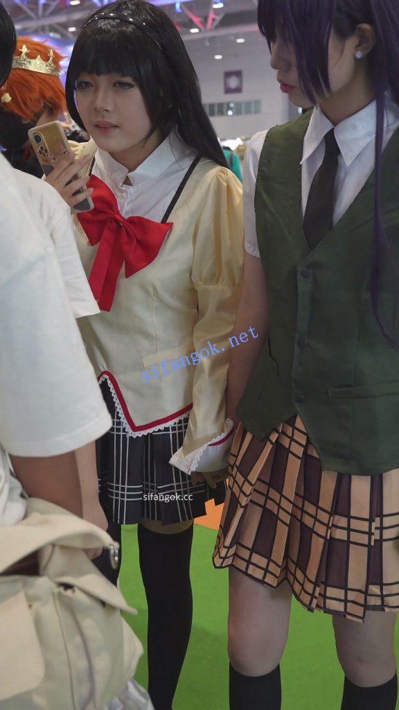 【xxn-356】一箭双雕两位jk制服cos小姐姐..花纹粉内+白窄内【1V】【933M】 3