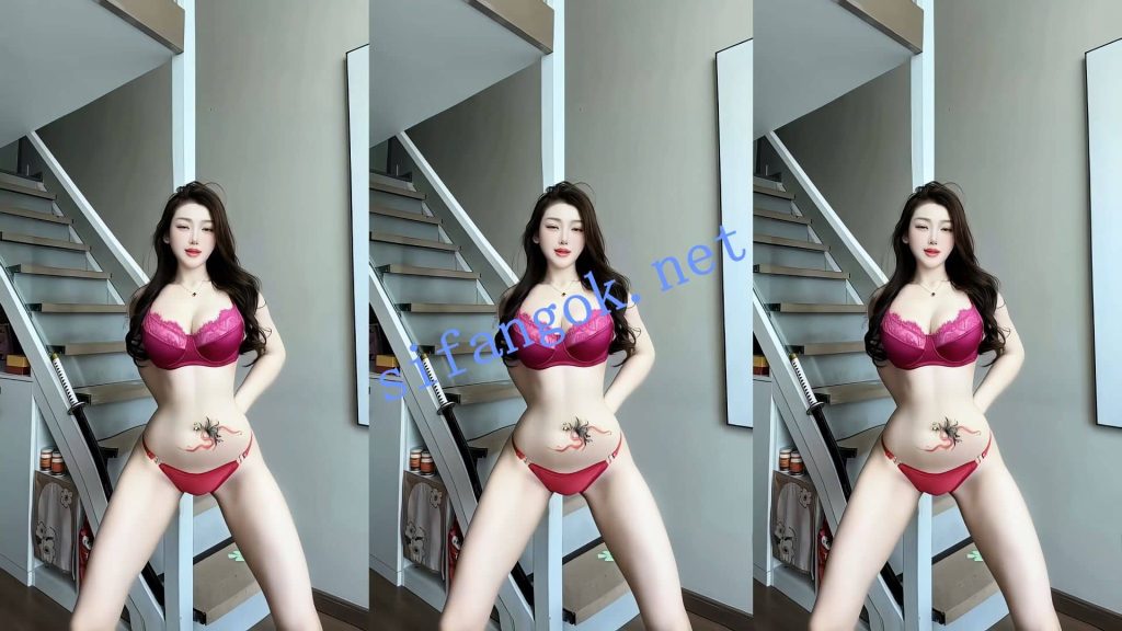 【抖音 】露宝吃不饱 精致美女情趣内衣福利定制8V【8V】【279M】 11