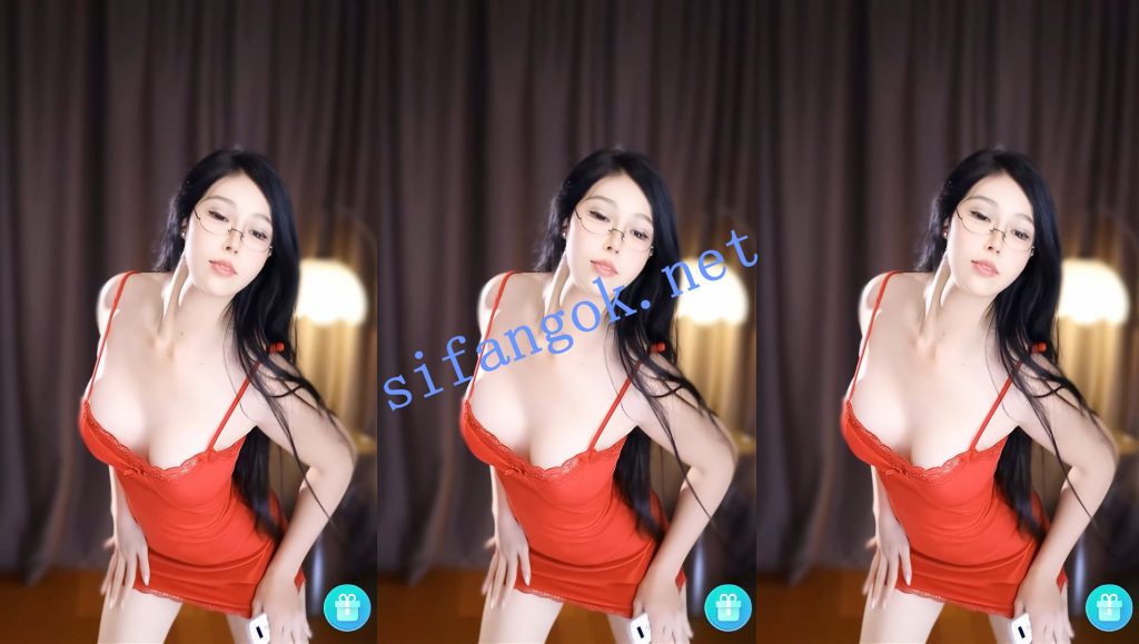 【漂漂】晴子 骚舞新主播 丁字裤深勒屁股跟没穿一样【2V】【248M】 2