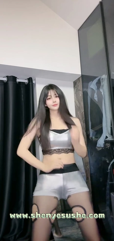 【快手主播】BlackSwan 皮裤 短裤 摩托摇 千斤顶 丝袜等 60v #1【60V】【1.8G】 11 【快手主播】BlackSwan 皮裤 短裤 摩托摇 千斤顶 丝袜等 60v #1【60V】【1.8G】 11