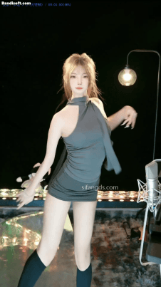 【抖音 AA】极品长腿萌妹 超短裙极限露内骚舞 很顶很诱惑【29V】【2.2G】 3