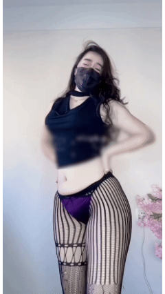 抖音50W大主播 徐小闹 圈子福利骚舞 动感节拍肉肉性感摇…【53V】【823M】 22 抖音50W大主播 徐小闹 圈子福利骚舞 动感节拍肉肉性感摇…【53V】【823M】 22