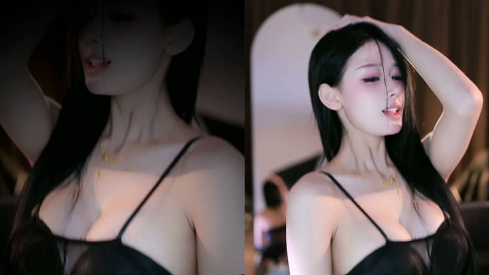 虎牙 朦胧轻丝 透视外衣漏奶罩 嘴叼丁字 双人模拟做爱调教 骚舞福利 17V【17V】【2.27G】 1