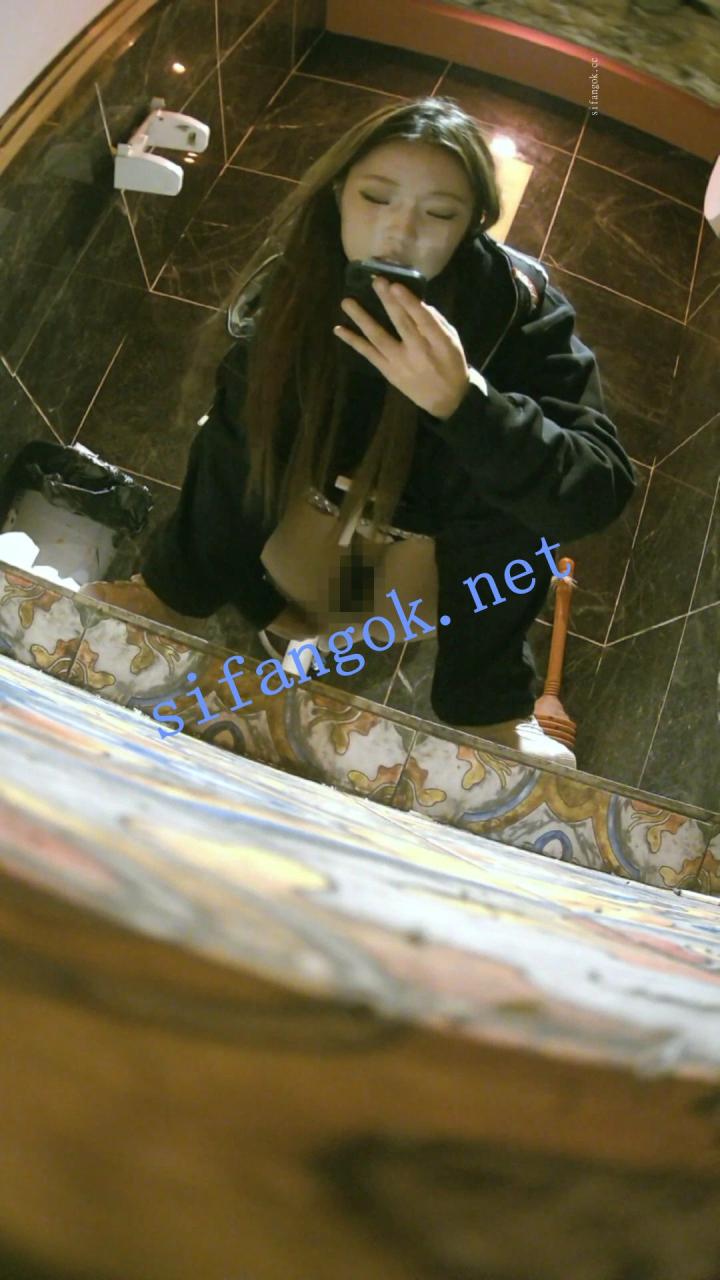 ✅全网首发【酒吧全景厕拍】各种黑丝高跟 美女如云 12 17