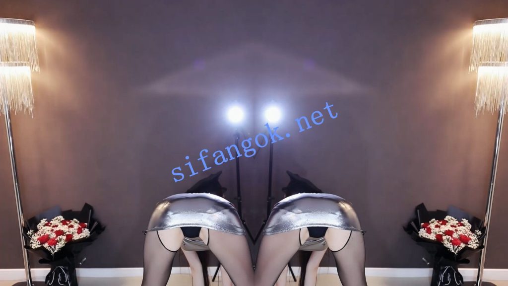 ‼️虎牙 车老板 透视内裤风骚定制(3V)【3V】【709M】 1 ‼️虎牙 车老板 透视内裤风骚定制(3V)【3V】【709M】 1