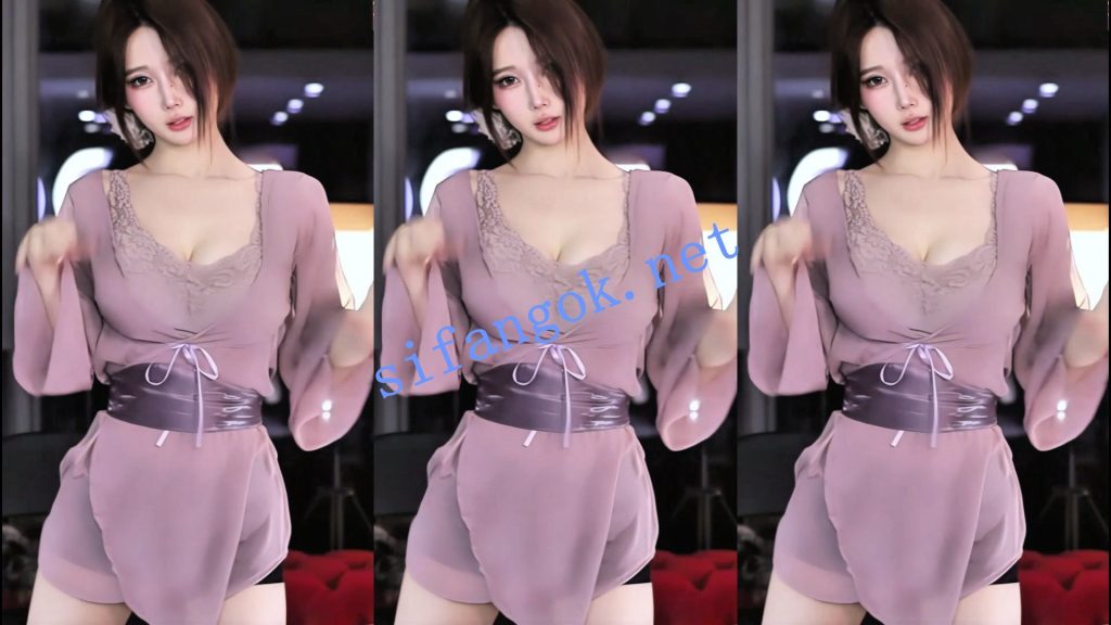 【斗鱼】亦亦 新年精选7V 新年新装 好看【7V】【1.03G】 5