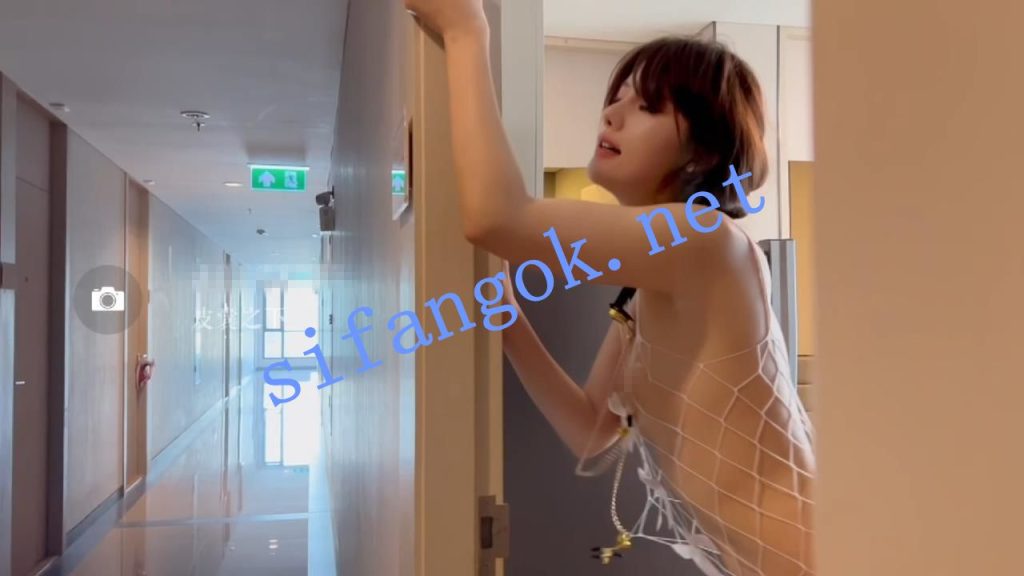 核弹【皮囊之下】SVIP福利，记录不同女神模特的美丽特征【24V209P】【3.78G】 17