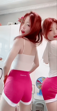 快手127W粉双胞胎欣彤欣慧 瑜伽裤骚B顶顶福利舞 撅臀内裤诱【17V】【709M】 17