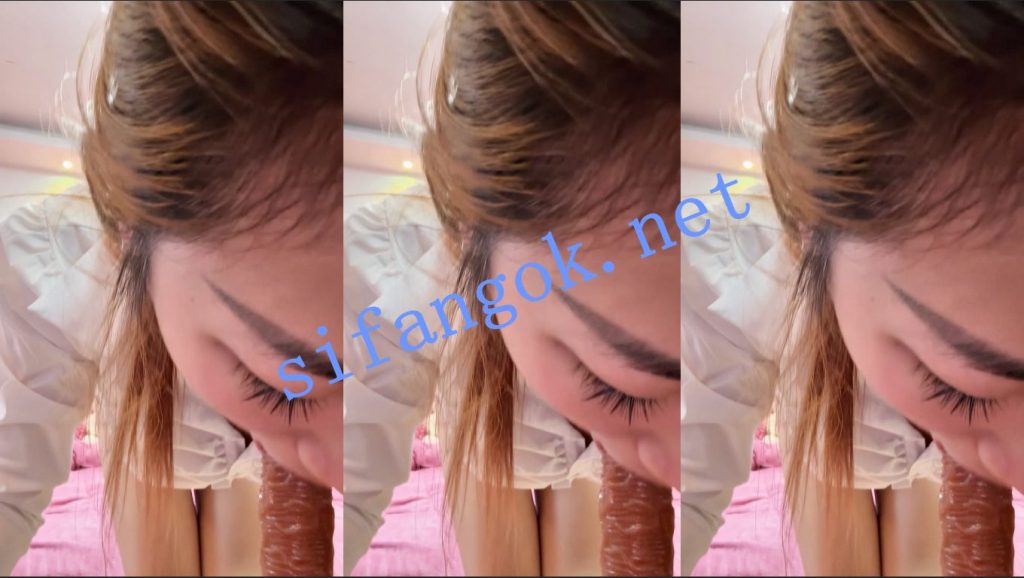 【抖音】爱7火锅儿 小骚妇脱衣舞口活 各种体位抽插 绝逼【1V】【177M】 8