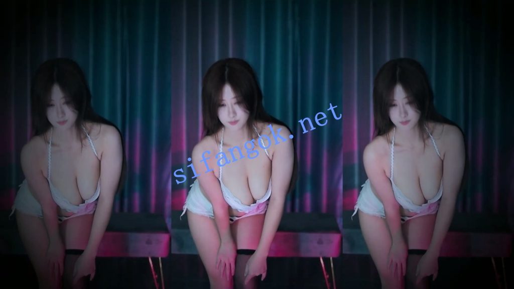 斗鱼 你的11r-4 木瓜巨乳 露乳晕 抖胸舞 应该目前最大尺度【2V】【136M】 13