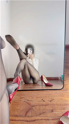 推特女菩萨 一口白桃七 2026新VIP裸舞 弹力插圣体福利 19