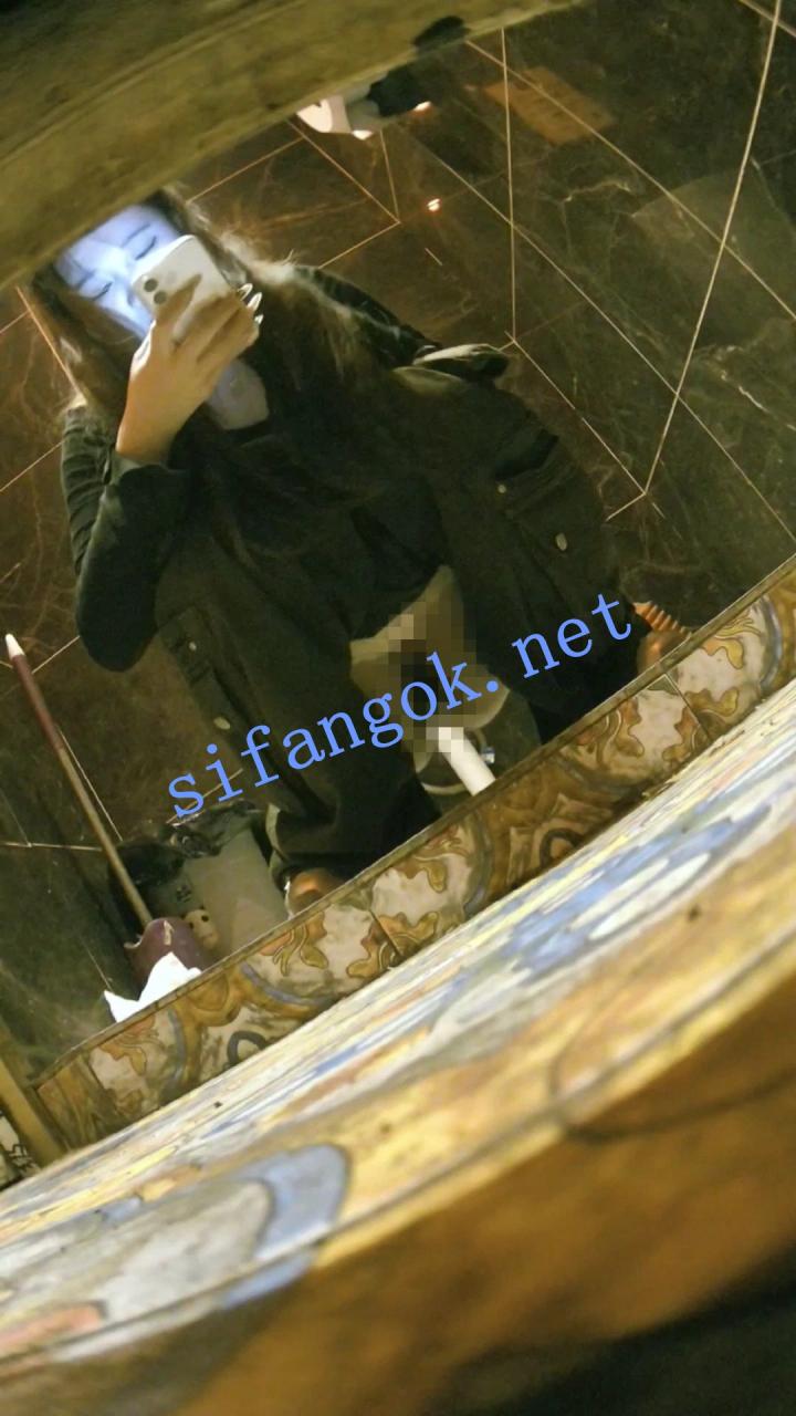 ✅全网首发【酒吧全景厕拍】各种黑丝高跟 美女如云 12 9