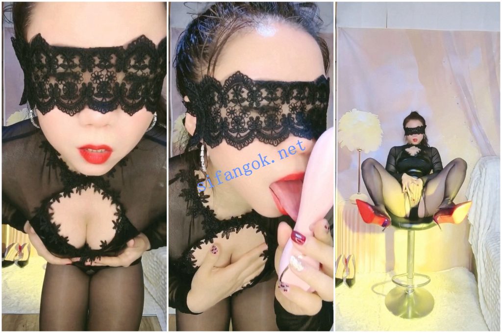 【抖音福利】风骚黑丝少妇【爱笑的煜祺】开档黑丝道具自X【3V】【1.52G】 4 【抖音福利】风骚黑丝少妇【爱笑的煜祺】开档黑丝道具自X【3V】【1.52G】 4