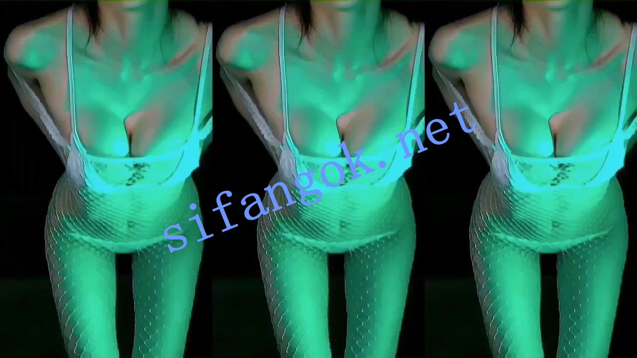 【CC 斗鱼】 白妖妖 透视内裤露出性感毛毛 三月全新定制2V 3