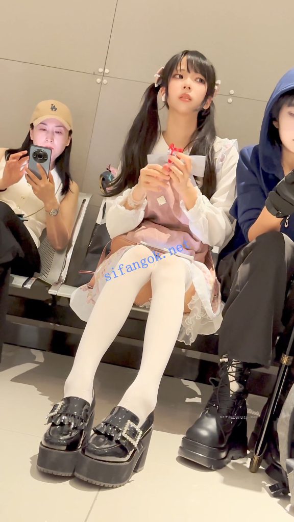 【KFC】超美的双马尾萝莉逛街·甜妹风白色过膝袜白内前后CD【1V】【457M】 12 【KFC】超美的双马尾萝莉逛街·甜妹风白色过膝袜白内前后CD【1V】【457M】 12