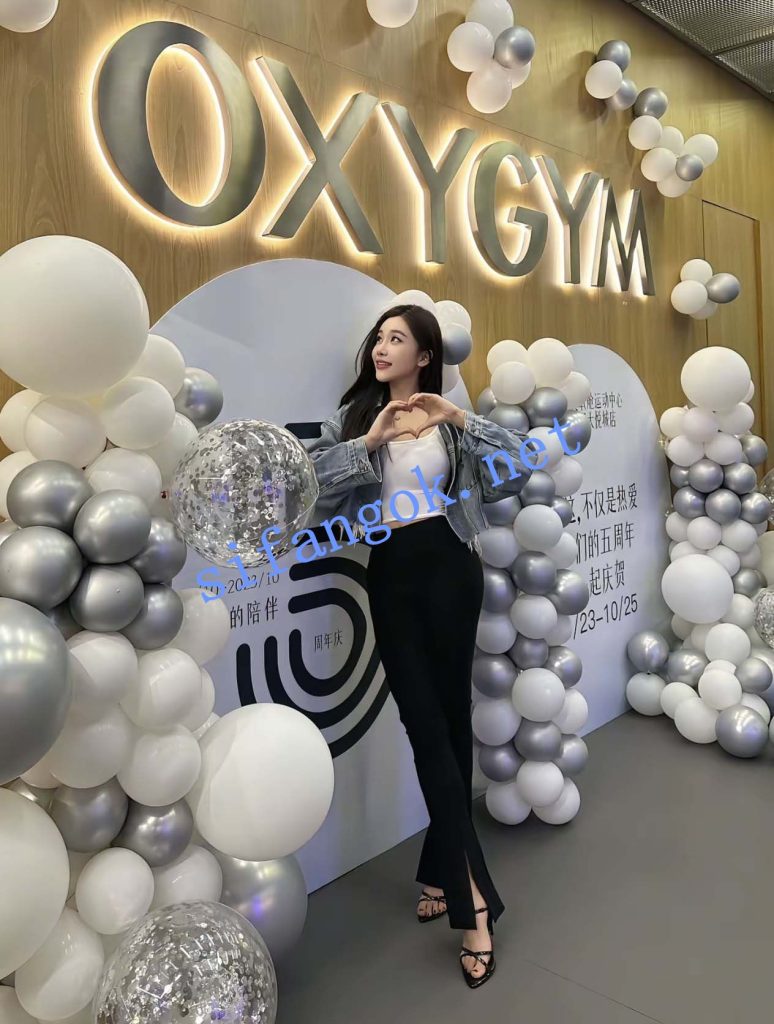 抖音 ivy-2 健身顶级美女 露点 自慰 发骚勾引 裸舞等 20V【20V】【579M】 2