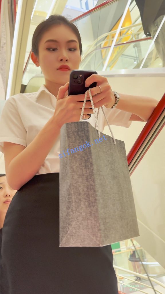 【KFC】前台OL中午吃饭·制服短裙肉色丝袜·红色内内前后CD【1V】【553M】 1 【KFC】前台OL中午吃饭·制服短裙肉色丝袜·红色内内前后CD【1V】【553M】 1