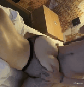 【重磅】全网百万粉丝博主【脸红Dearie】最新整理付费视频05【16V】【385M】 16