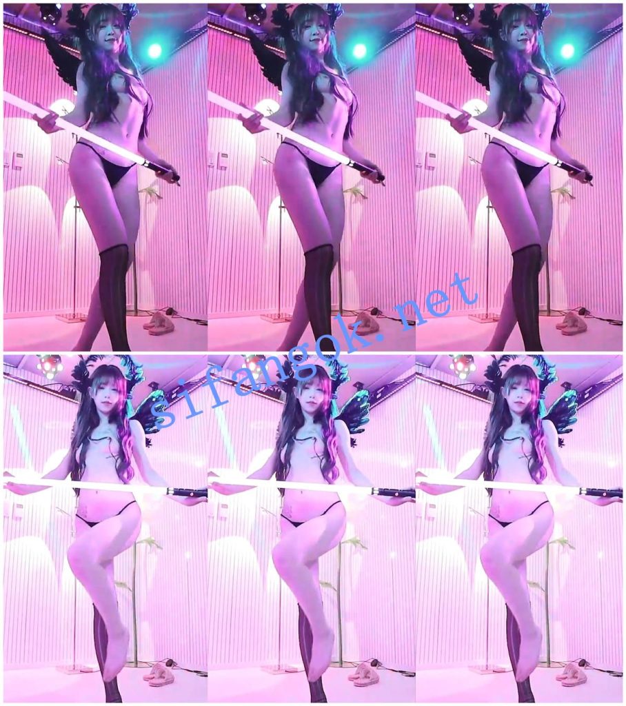 顶级cosplay专场 黑翼天使 美腿 绝顶黑丝激情裸舞【伊娜】【10V】【3.6G】 16