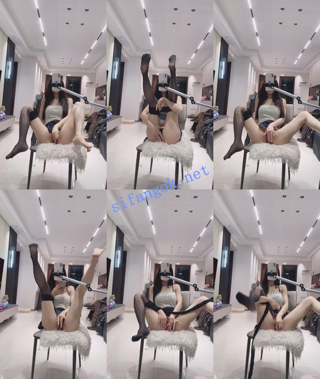 √最美绿播女神 ！【小小摆烂家】无死角的美~收费露点秀~2 4