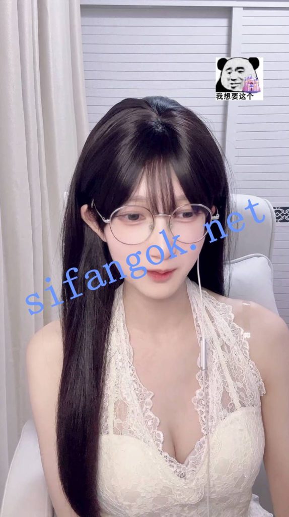 网红 语宁宁宁-2 极品眼镜良家 露点 自慰 B特写 JK学生制服【5V】【761M】 3